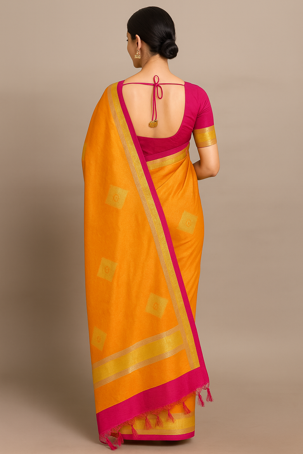 Elegant Handwoven Banarasi Silk Saree with Intricate Zari Border