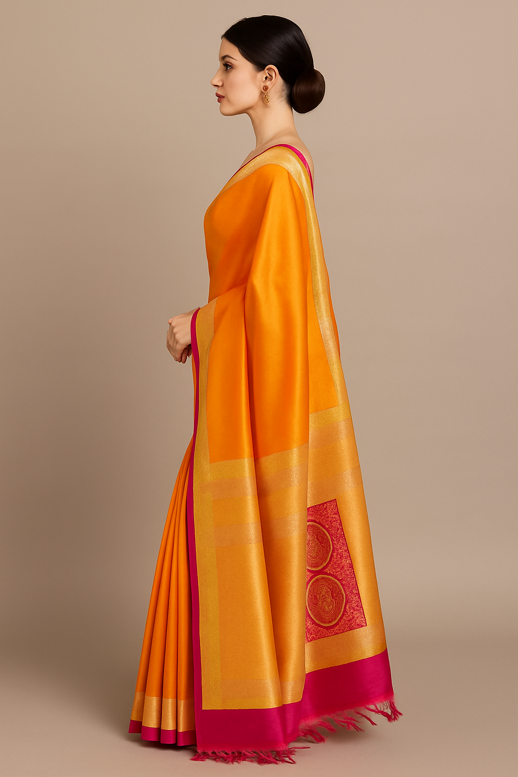 Elegant Handwoven Banarasi Silk Saree with Intricate Zari Border