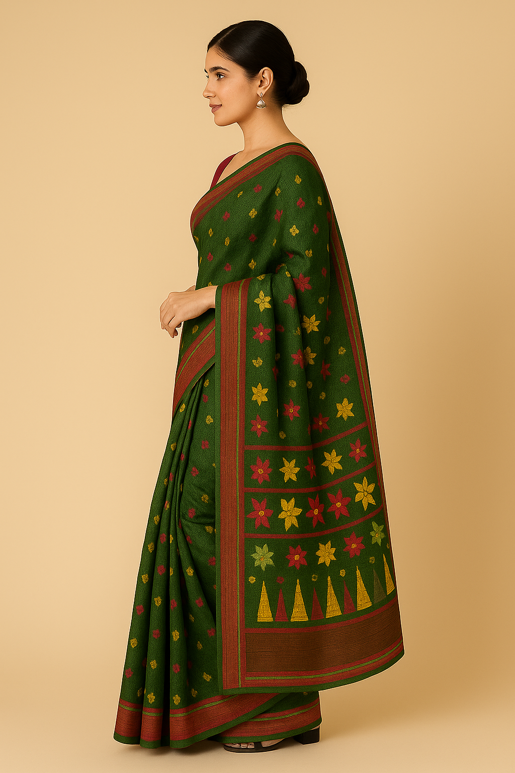 Elegant Green Handloom Saree with Floral and Traditional Motifs
