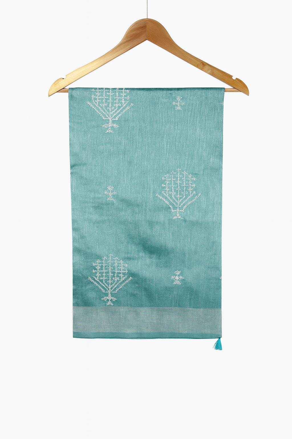 Handloom Saree with Intricate Thread Work and Subtle Zari Border