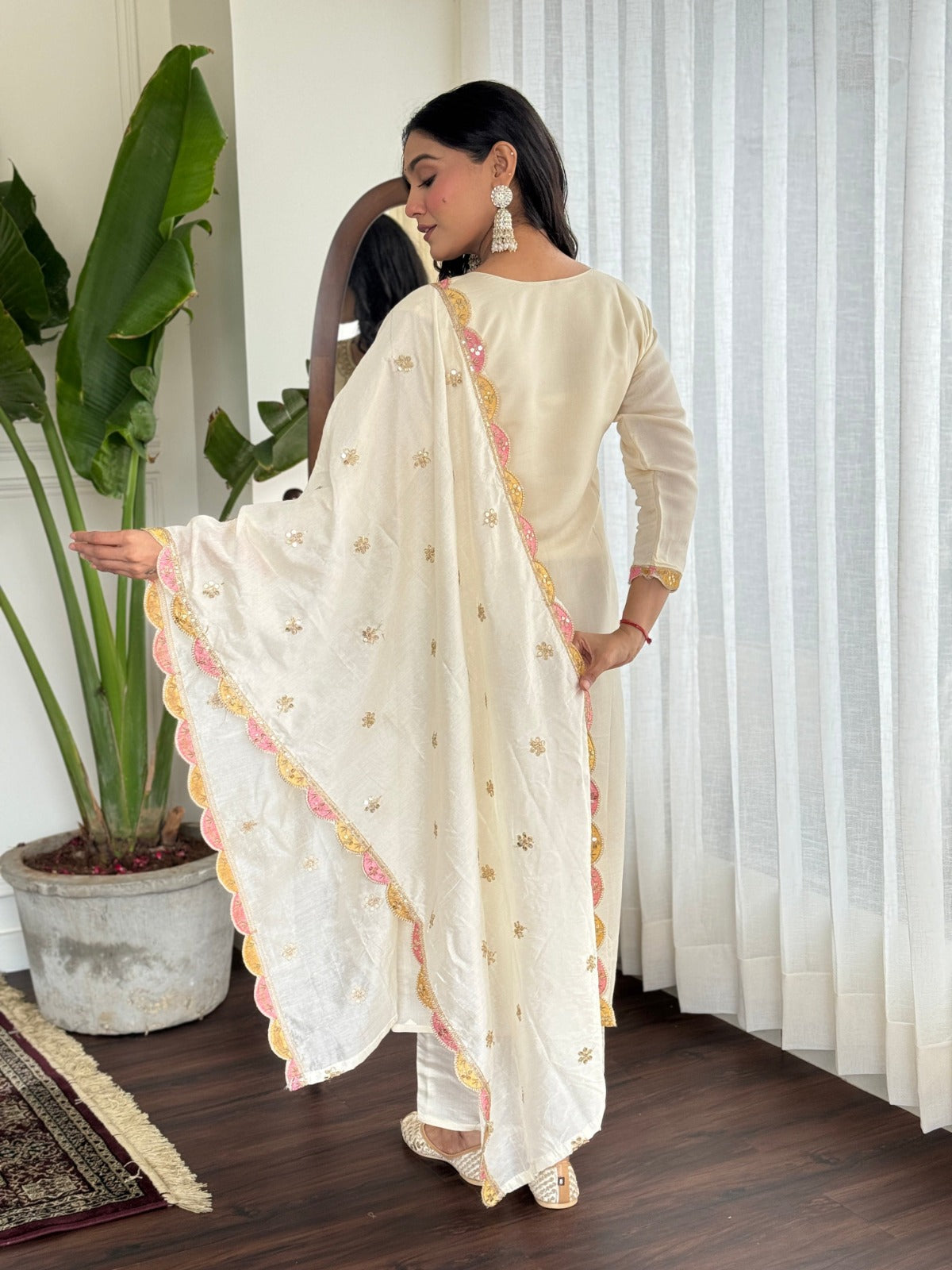 women embroidered straight set