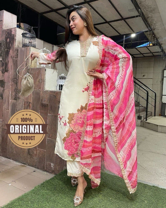 This kurta set consists of kurta , trousers and dupatta