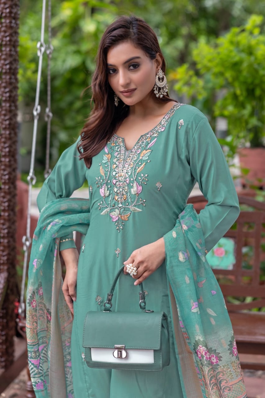 Elegant Pastel Green Embroidered Suit Set with Dupatta