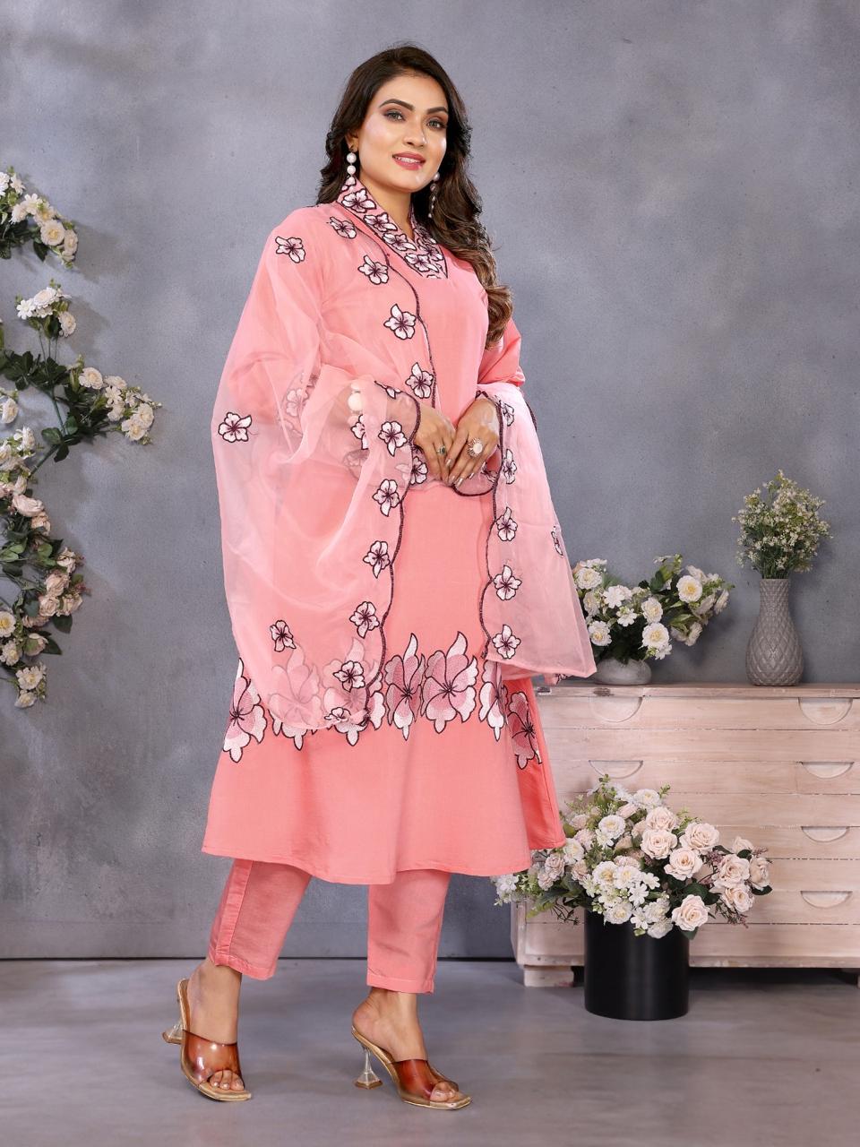 Peach floral embroidered suit set with dupatta